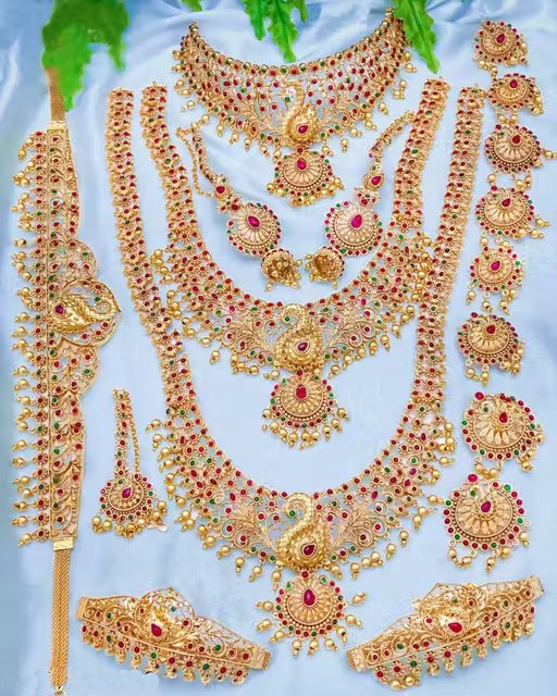 Antique Temple Bridal Jewelry Set – nacklace.shop