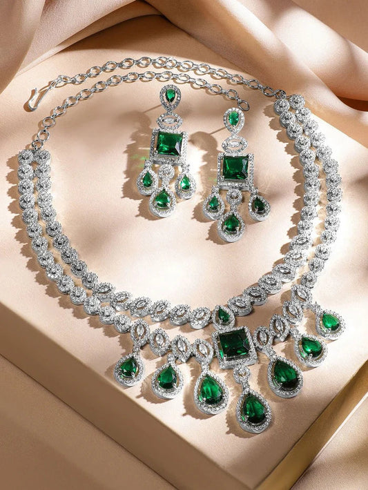 Emerald Elegance Diamond Necklace Set – nacklace.shop
